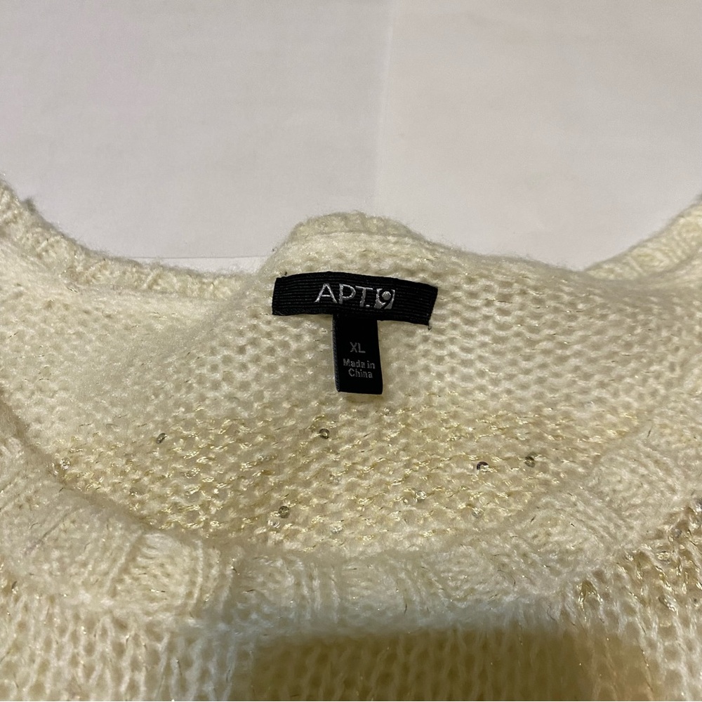 ⭐️ Apt. 9 Cream Striped Sweater size extra large🍁 - Picture 4 of 5